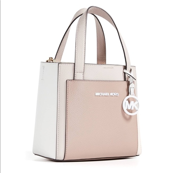 Michael Kors Pink Crossbody Gemma - Picture 3 of 13